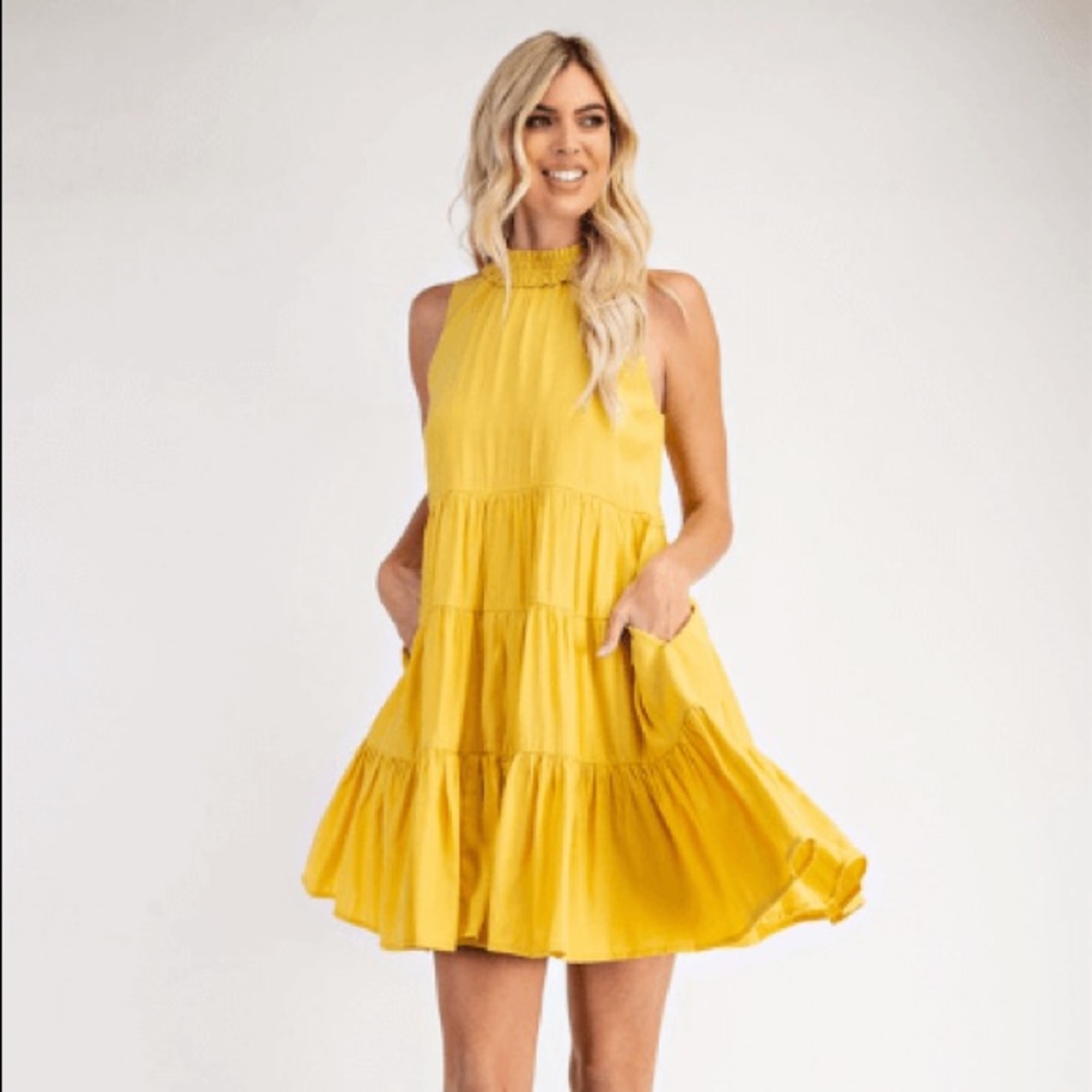 Sleeveless dress